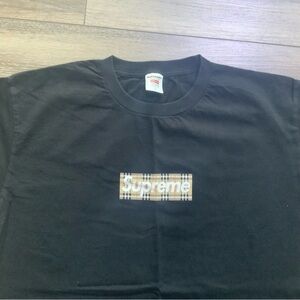 Supreme x Supreme T-Shirt, Black, L